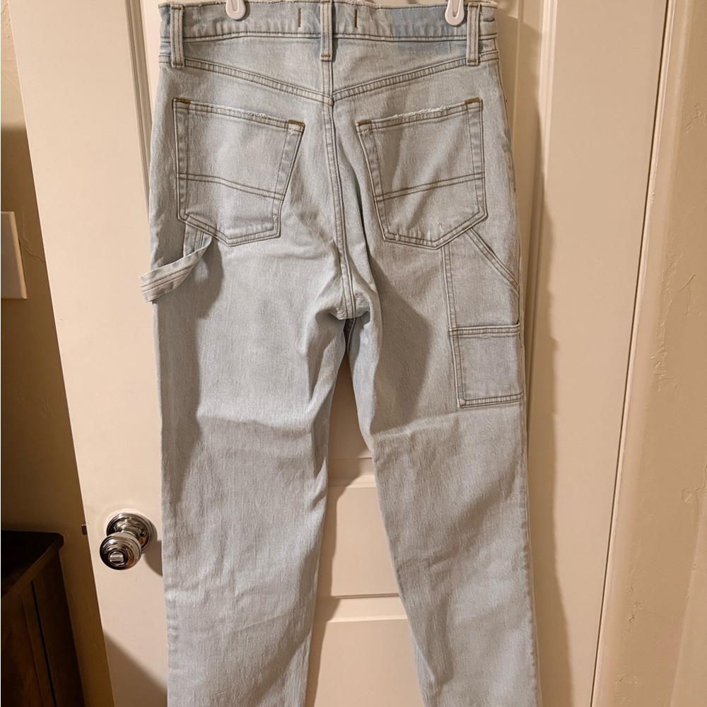 Abercrombie & Fitch Women's Light Blue Relaxed Jeans